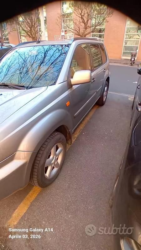 Usata Nissan X-Trail 136 CV (100 kW) 2003 Grigio SUV
