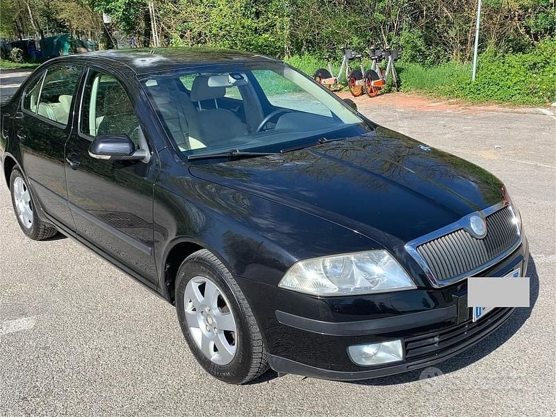 Usata Skoda Octavia 105 CV (77 kW) 2007 Nero Berlina