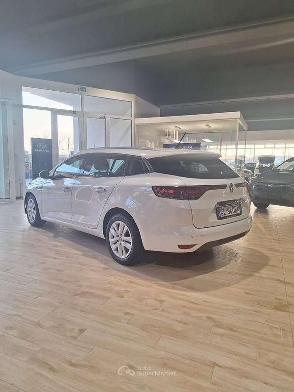 Usata Renault Mégane GrandTour Business 116 CV (85 kW) 2022 Bianco Station wagon