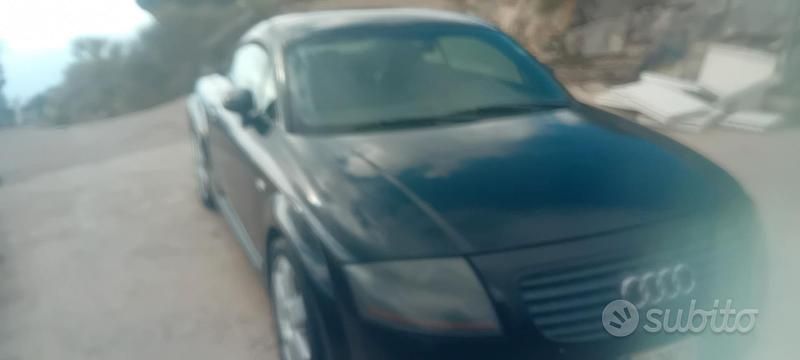 Usata Audi TT 180 CV (132 kW) 1999 Nero Coupé