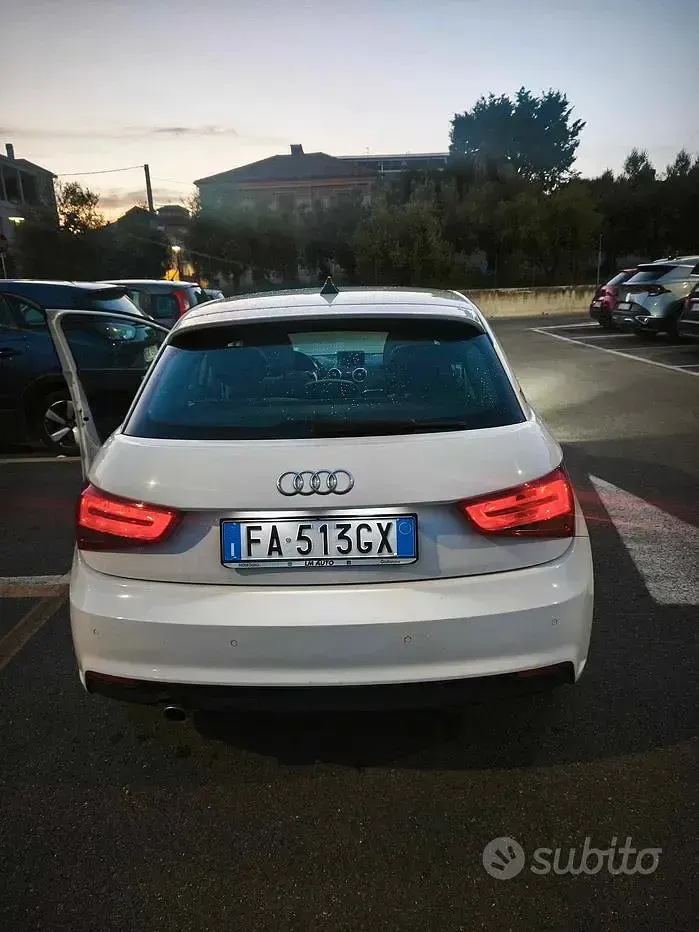 Usata Audi A1 Sportback 90 CV (66 kW) 2015 Bianco Utilitaria