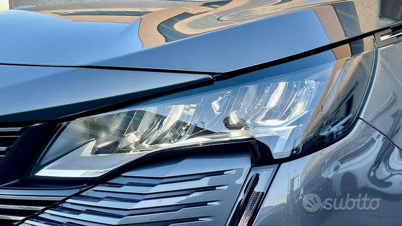 Usata Peugeot 3008 Allure 131 CV (96 kW) 2021 Grigio SUV