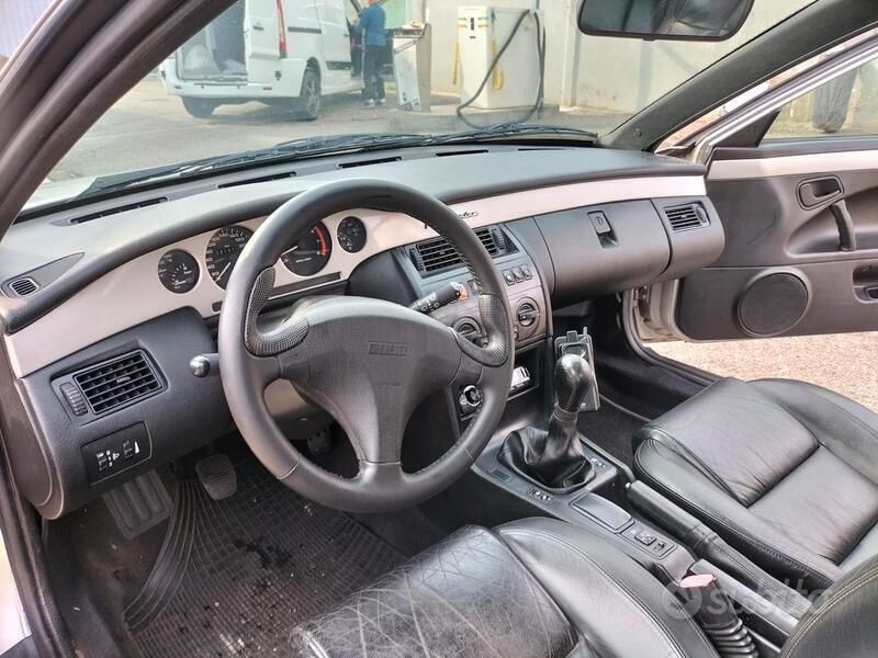 Usata Fiat Coupé 139 CV (102 kW) 1995 Argento Coupé