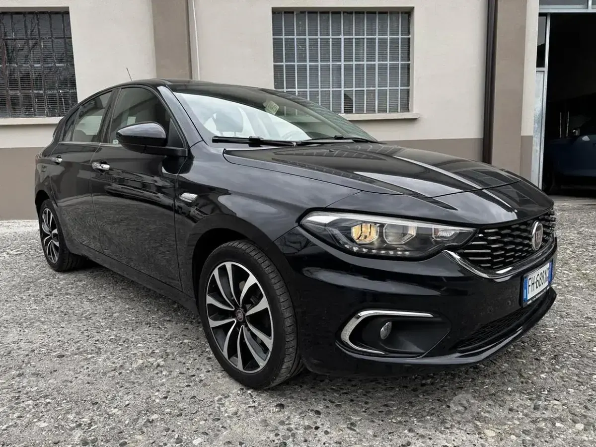 Usata Fiat Tipo S 120 CV (88 kW) 2017 Nero Berlina