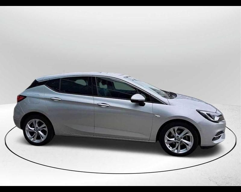 Usata Opel Astra Business Elegance 131 CV (96 kW) 2021 Argento Utilitaria