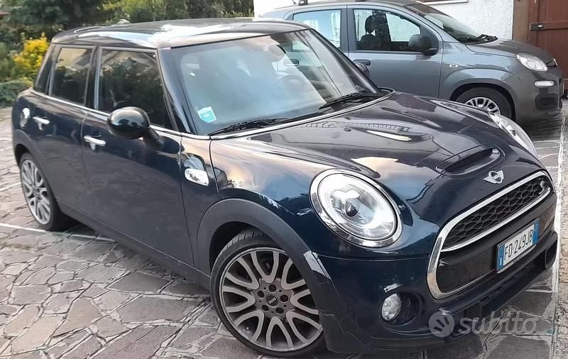 Usata Mini John Cooper Works 2016 Blu Utilitaria