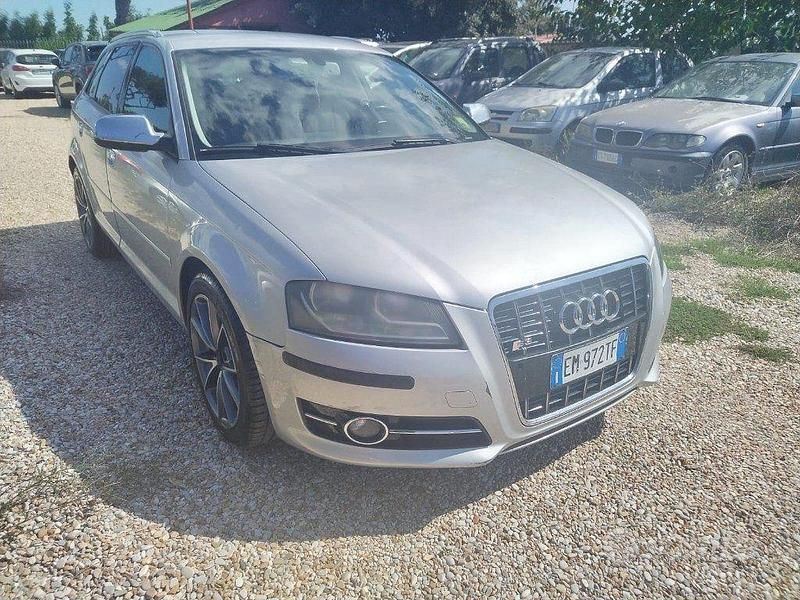 Usata Audi A3 Ambition 105 CV (77 kW) 2012 Argento Berlina