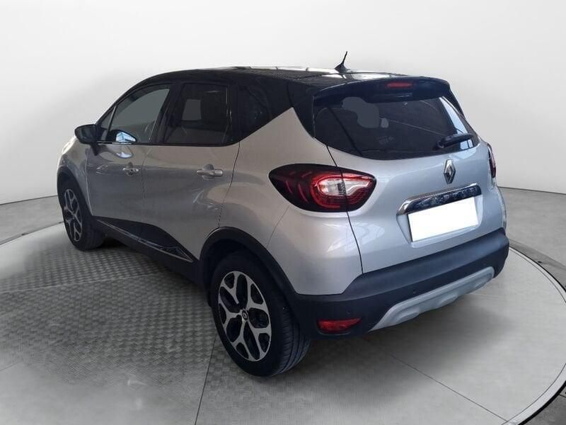 Usata Renault Captur 90 CV (66 kW) 2019 Argento SUV