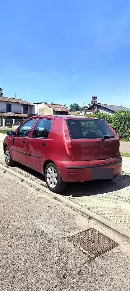 Usata Fiat Punto 95 CV (69 kW) 2003 Rosso Utilitaria