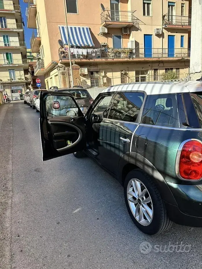 Usata Mini Countryman 122 CV (89 kW) 2016 Verde SUV