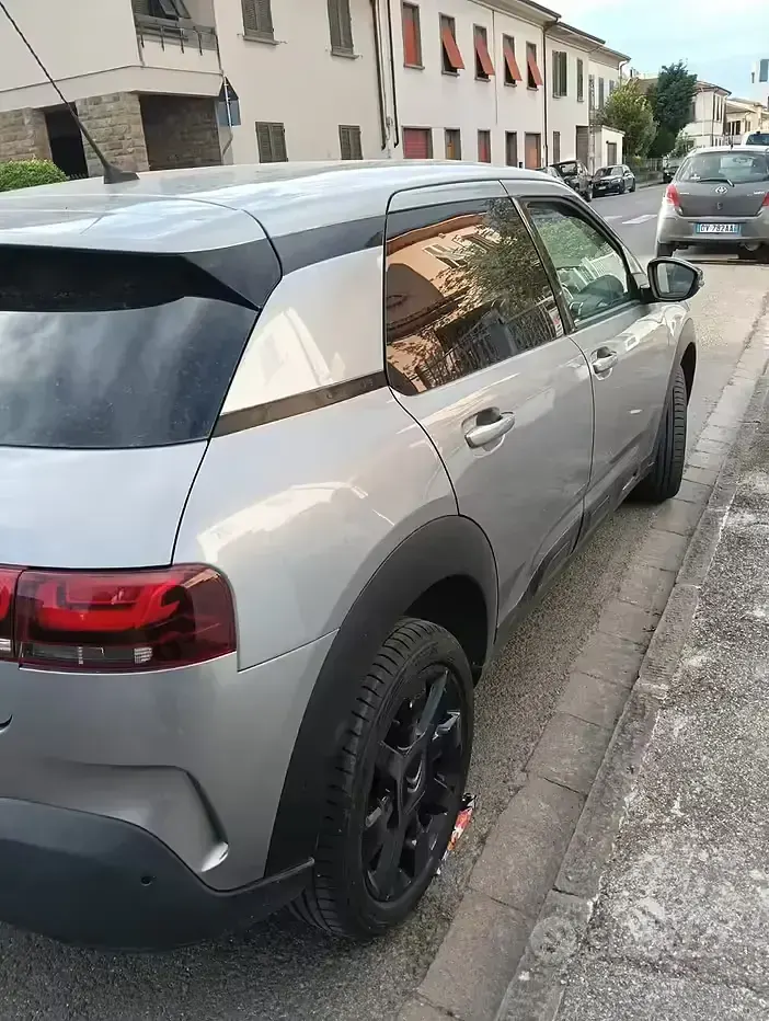 Usata Citroën C4 102 CV (75 kW) 2018 Berlina