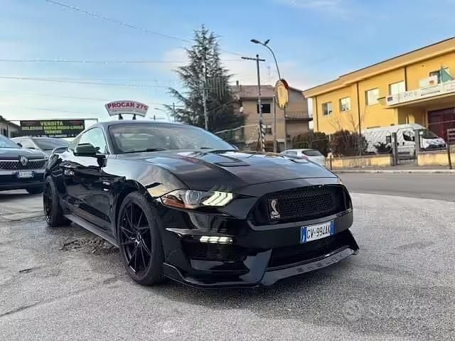 Usata Ford Mustang 317 CV (233 kW) 2018 Nero Coupé