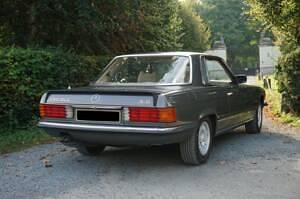 Usata Mercedes SLC450 241 CV (177 kW) 1979 Grigio Coupé