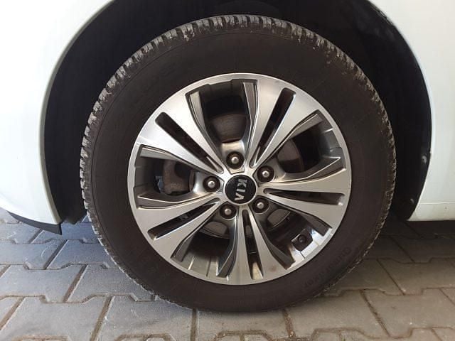 Usata Kia Venga 90 CV (66 kW) 2015 Bianco Utilitaria