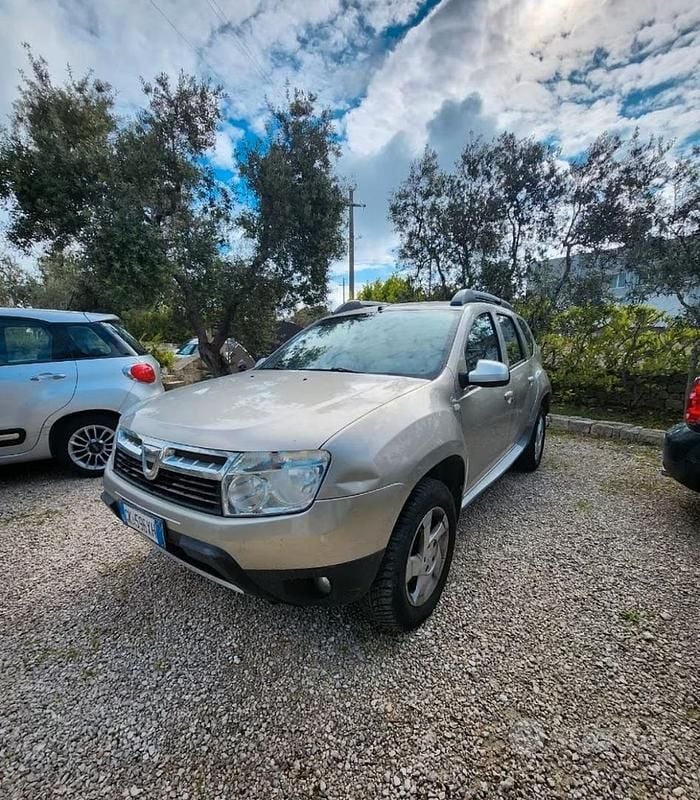 Usata Dacia Duster 110 CV (80 kW) 2012 Verde SUV