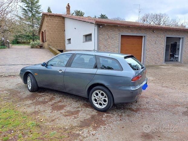 Grigio Usata 2002 Alfa Romeo 156 Station wagon | 1400 € (Ottimo prezzo) - Immagine 1/4