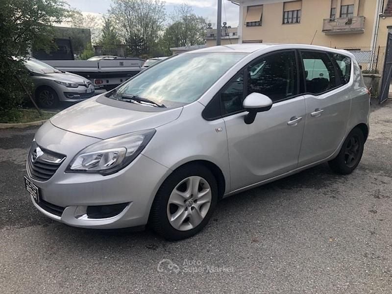 Usata Opel Meriva 120 CV (88 kW) 2017 Argento Monovolume