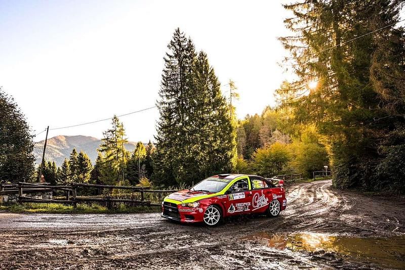 Usata Mitsubishi Lancer 349 CV (256 kW) 2014 Rosso Berlina