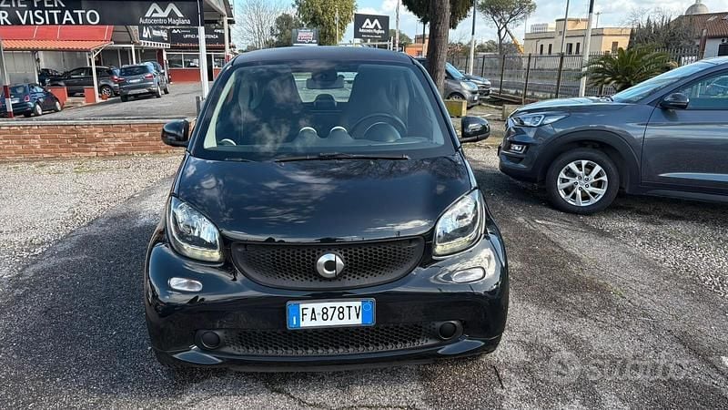 Usata Smart ForTwo Coupé 70 CV (51 kW) 2015 Nero Coupé