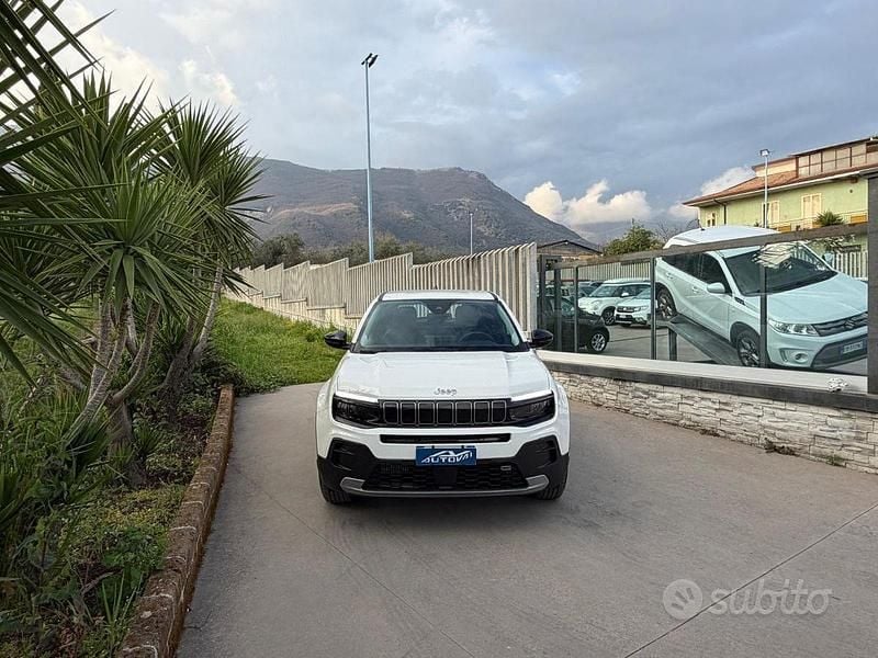 Usata Jeep Avenger Summit 100 CV (73 kW) 2024 SUV
