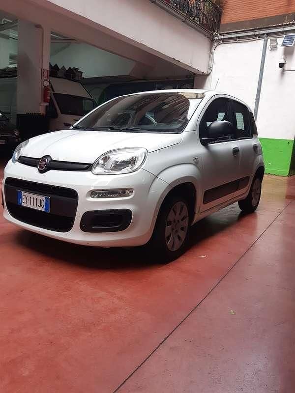 Usata Fiat Panda Easy 69 CV (50 kW) 2015 Bianco Utilitaria