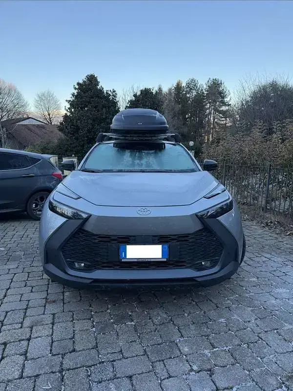 Second-hand Toyota C-HR Trend 116 CP (85 kW) 2024 SUV