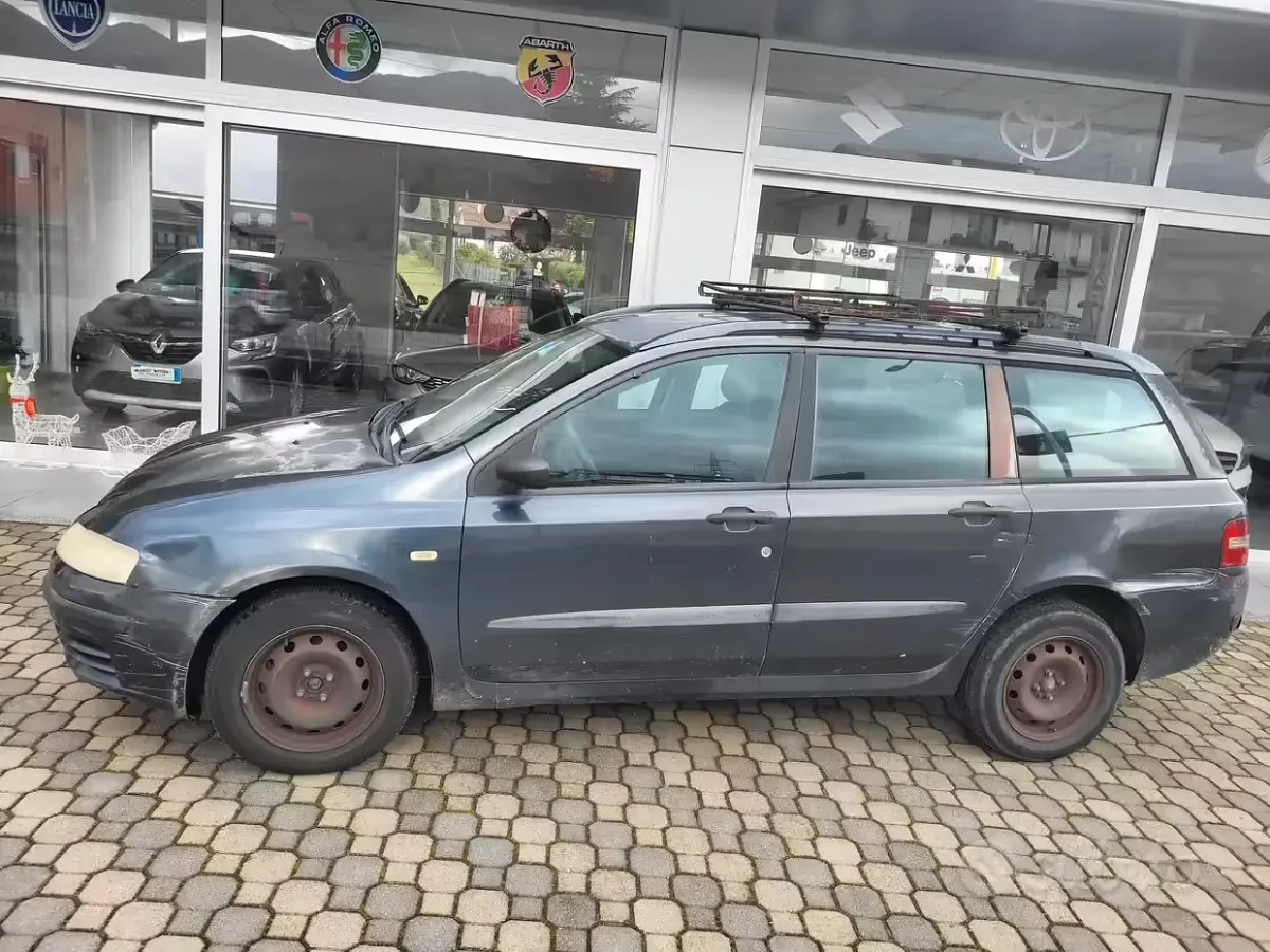 Usata Fiat Stilo Dynamic 116 CV (85 kW) 2004 Grigio Station wagon