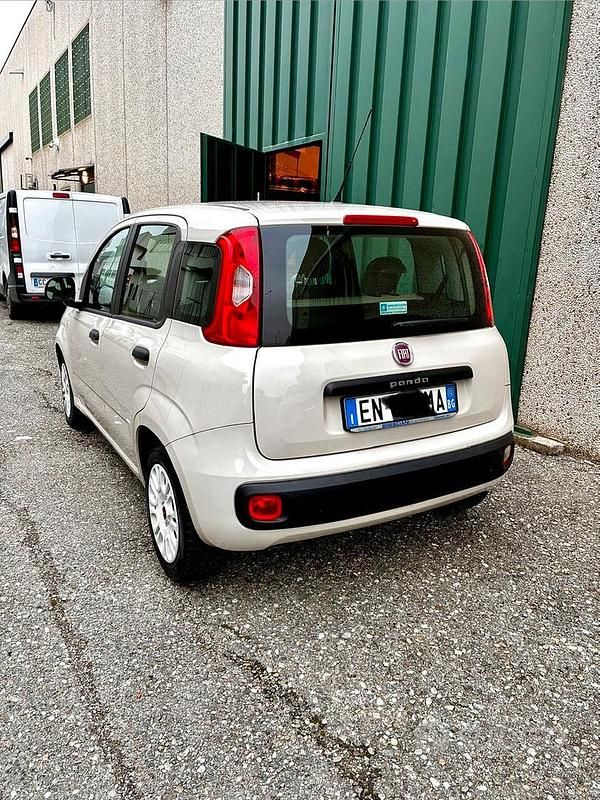 Usata Fiat Panda Pop 69 CV (50 kW) 2012 Bianco Berlina