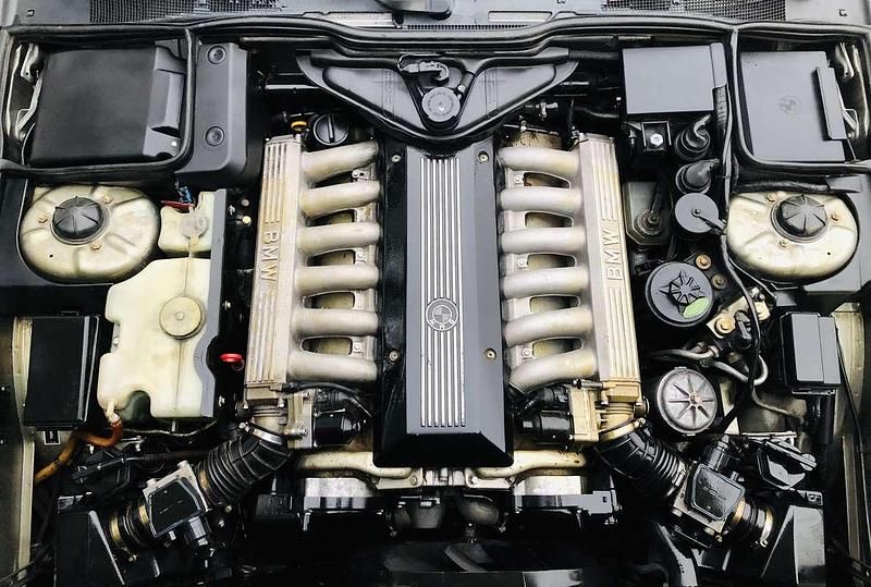 Usata BMW 750L Efficient Dynamics 292 CV (214 kW) 1988 Berlina