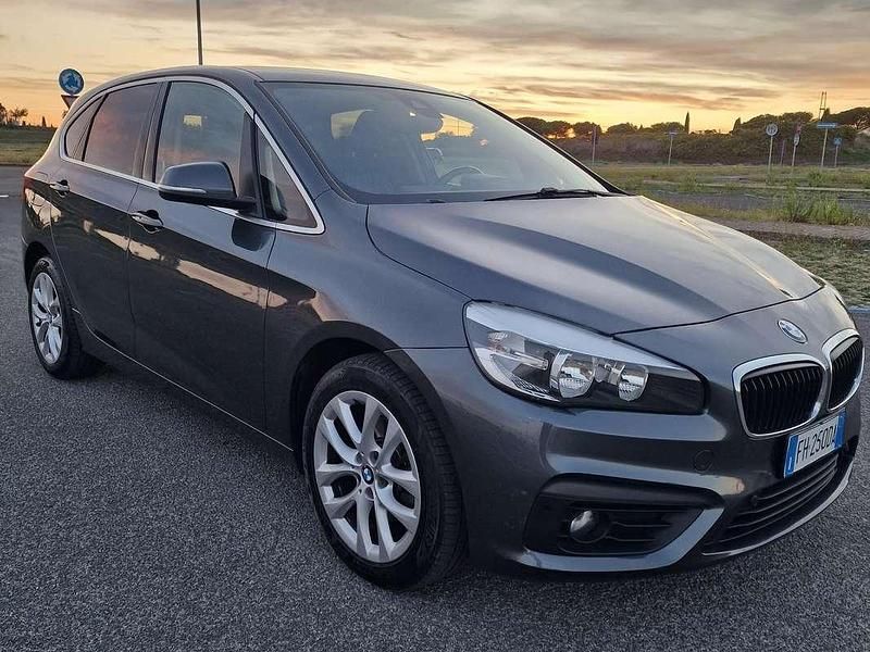 Usata BMW 216 Active Tourer Advantage 116 CV (85 kW) 2017 Grigio Monovolume