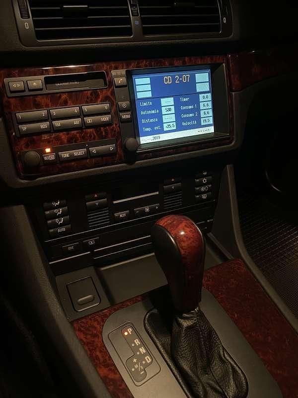 Begagnad BMW 528 Efficient Dynamics 193 HK (141 kW) 2000 Sedan