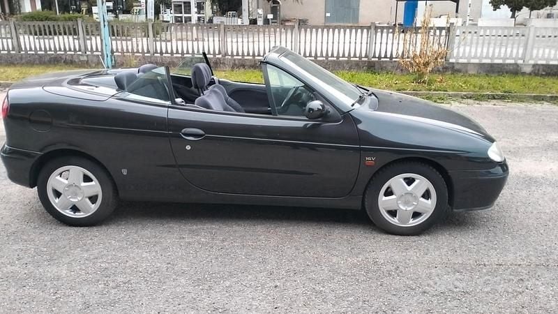 Usata Renault Mégane Cabriolet 2000 Nero Cabrio