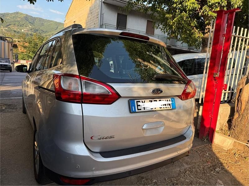 Usata Ford C-MAX Business Edition 120 CV (88 kW) 2015 Grigio Monovolume