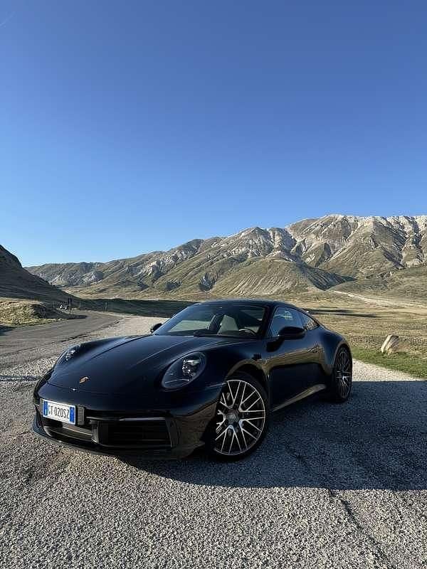 Usata Porsche 911 Carrera 385 CV (283 kW) 2022 Nero Coupé