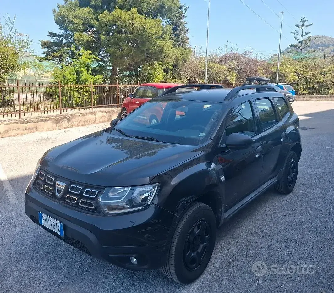 Usado Dacia Duster Comfort 109 CV (80 kW) 2019 Negro SUV