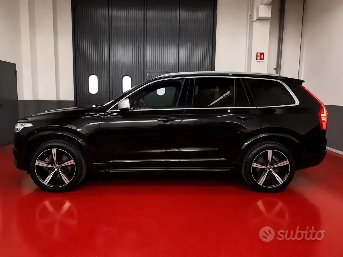 Usata Volvo XC90 R-Design 190 CV (139 kW) 2016 Nero SUV