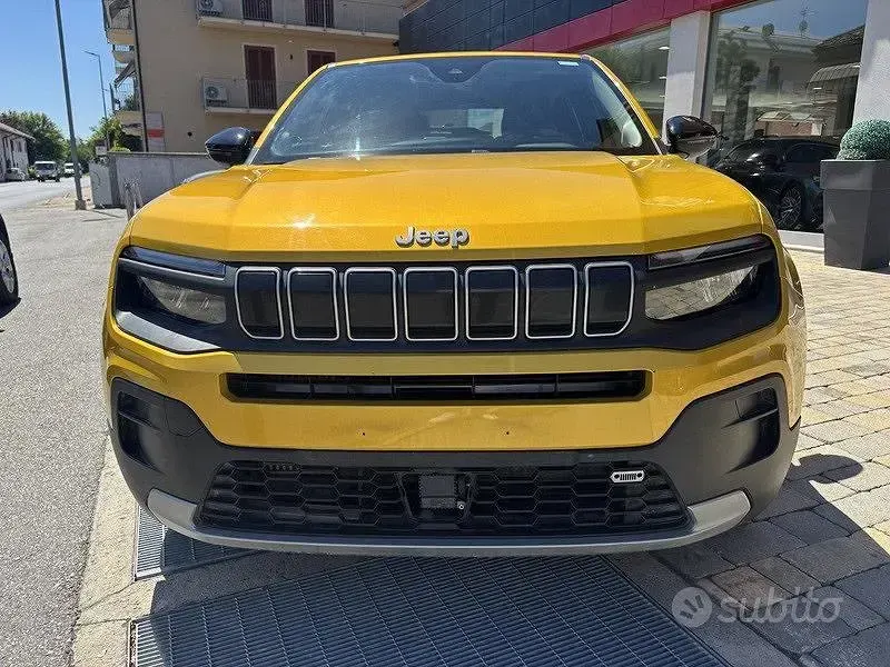Usata Jeep Avenger Altitude 101 CV (74 kW) 2024 Giallo SUV
