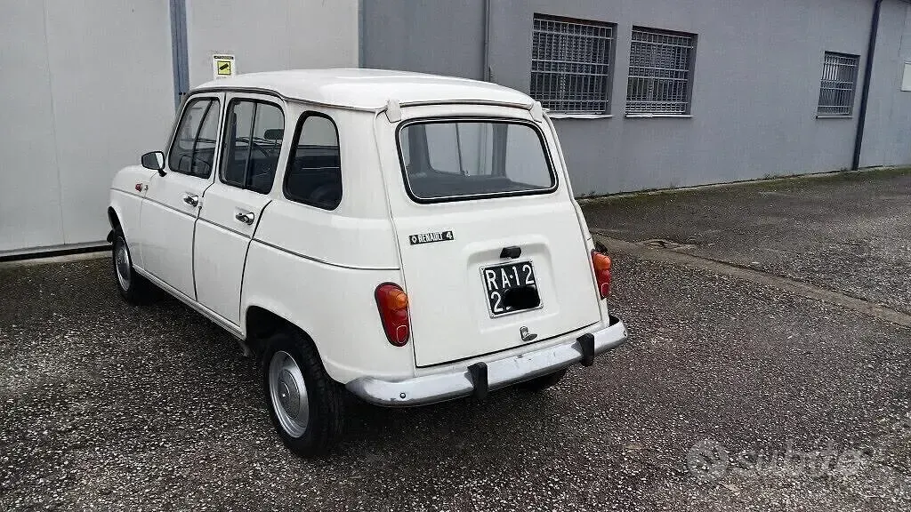 Usata Renault R4 26 CV (19 kW) 1960 Bianco Station wagon