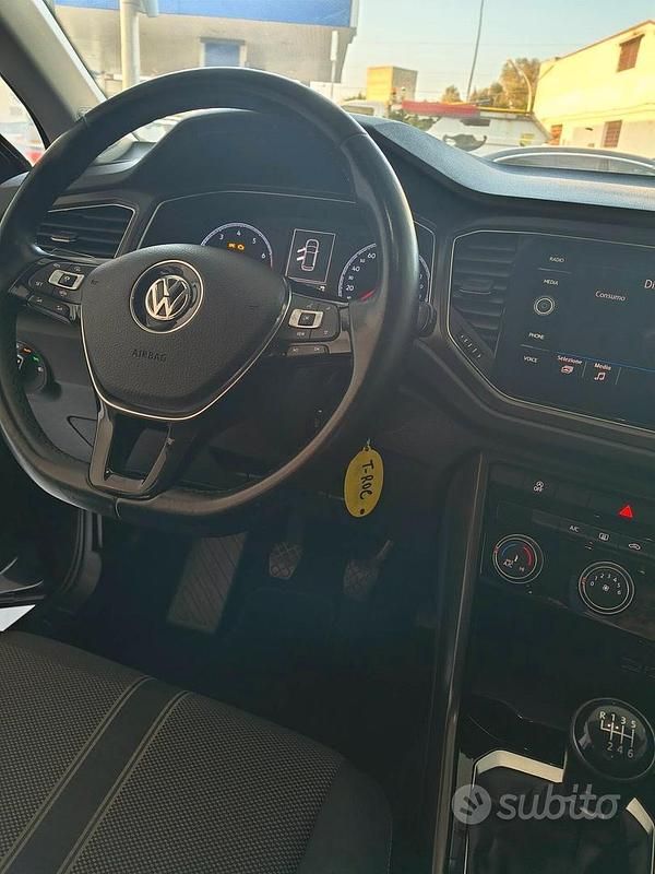 Usata VW T-Roc Advance 115 CV (84 kW) 2019 Marrone SUV