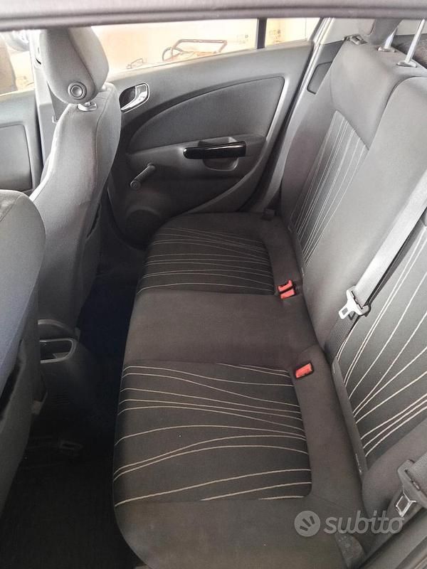 Usata Opel Corsa Cosmo 85 CV (62 kW) 2010 Grigio Utilitaria