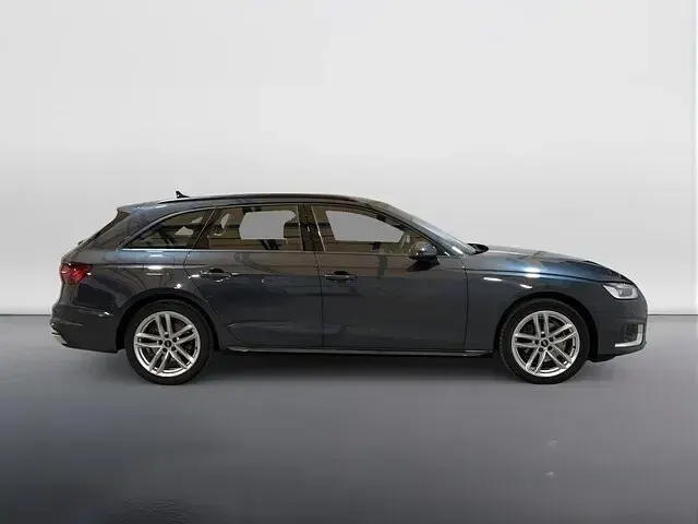 Begagnad Audi A4 Advanced Plus 163 HK (119 kW) 2025 Grå Kombi