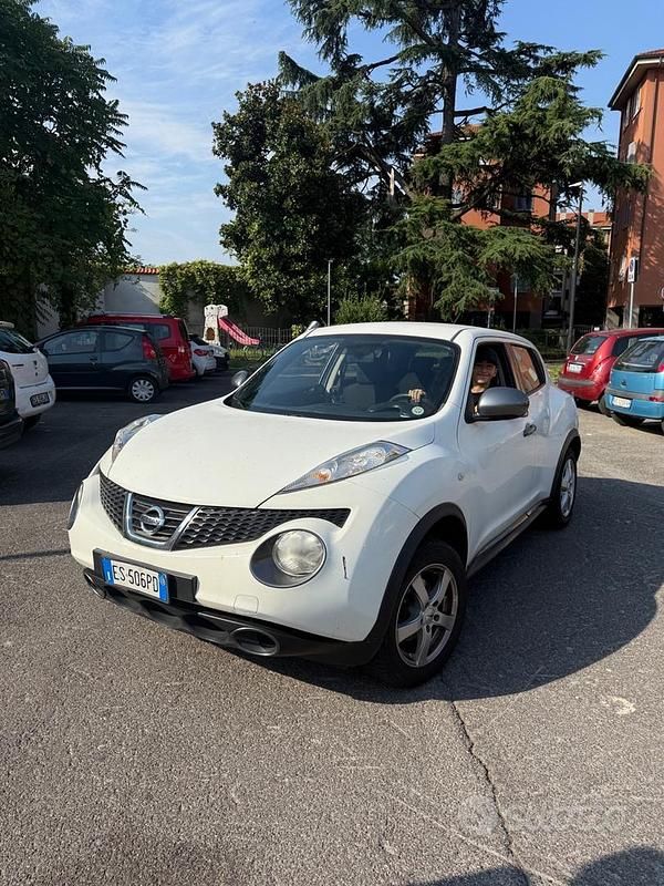 Usata Nissan Juke Tekna 110 CV (80 kW) 2013 Bianco SUV