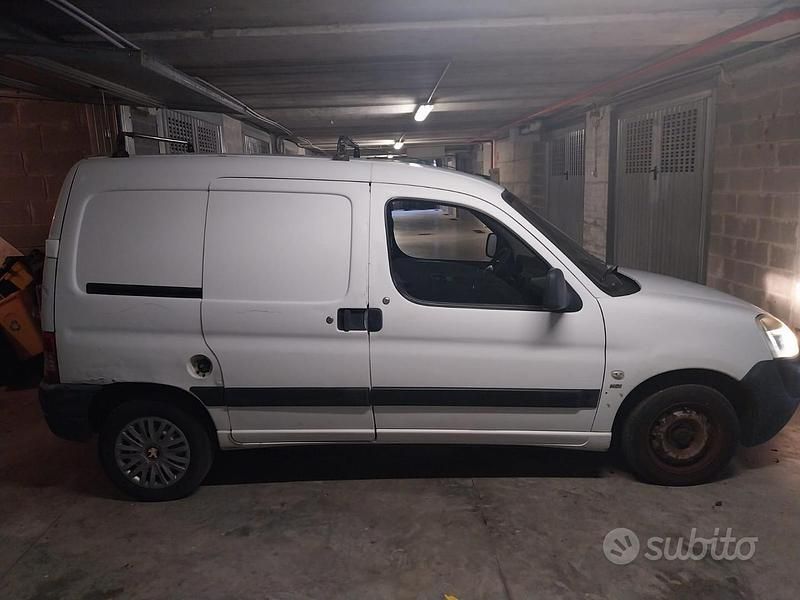 Usata Peugeot Partner 75 CV (55 kW) 2006 Bianco Monovolume