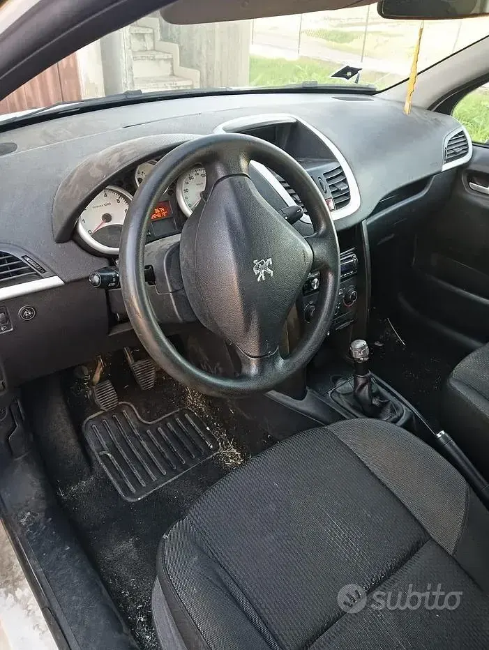 Brugt Peugeot 207 75 HK (55 kW) 2010 Sedan