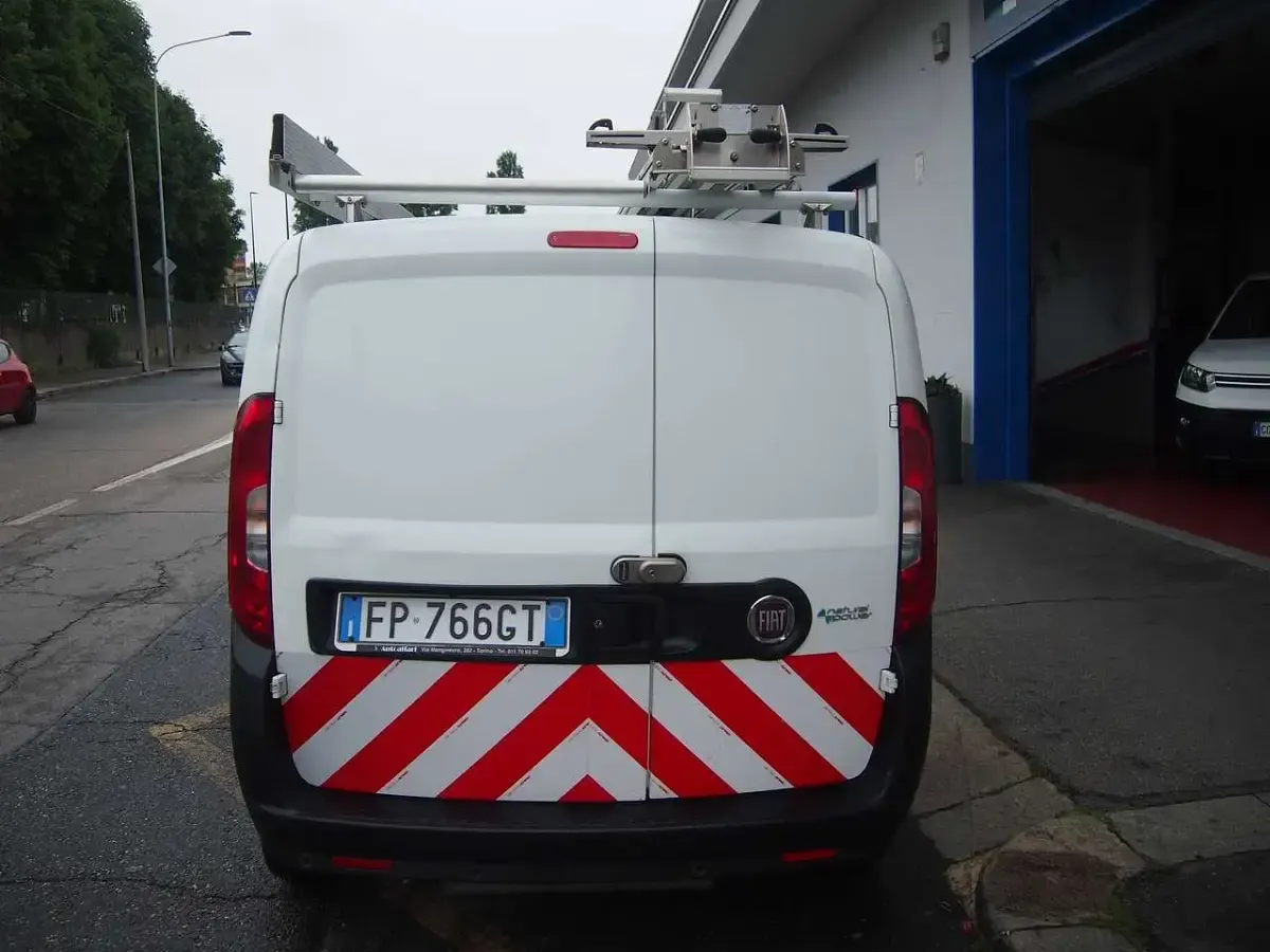 Usata Fiat Doblò 120 CV (88 kW) 2018 Bianco Monovolume