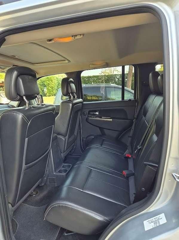 Usata Jeep Cherokee Limited 200 CV (147 kW) 2011 Argento SUV