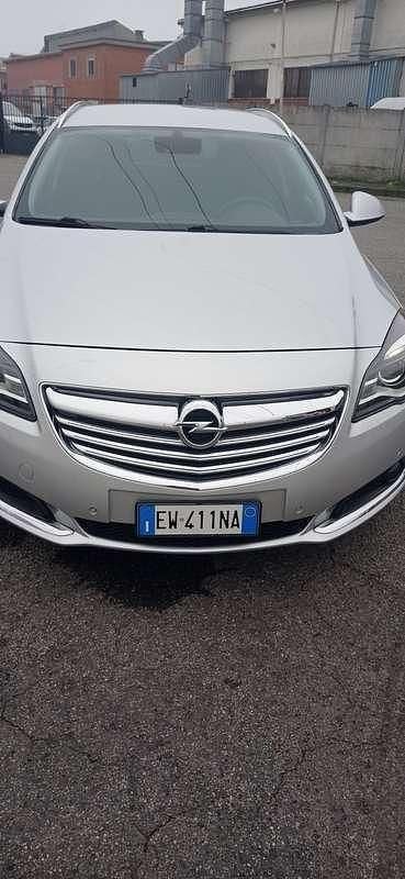 Usata 2015 Opel Insignia Cosmo Station wagon | 7000 € (Buon prezzo) - Immagine 1/4