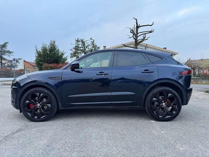 Begagnad Jaguar E-Pace R-Dynamic 204 HK (150 kW) 2023 Blå SUV