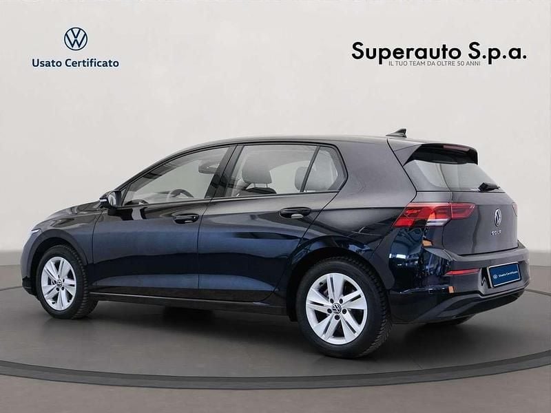 Usata VW Golf VIII Life 110 CV (80 kW) 2024 Nero Berlina