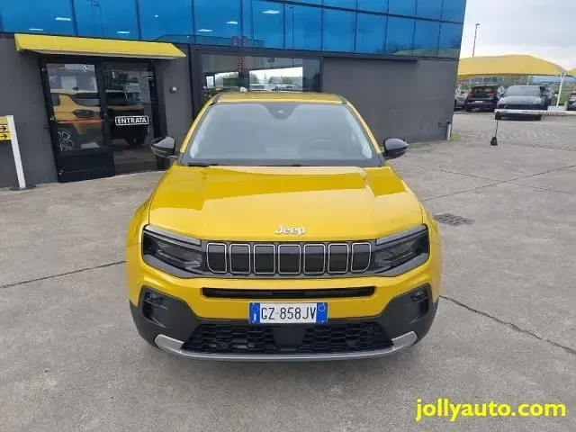 Usata Jeep Avenger Summit 110 CV (80 kW) 2025 Giallo / metallizzato SUV